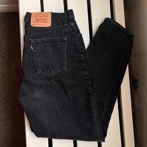 LEVI’S 521 80’s MOM JEANS